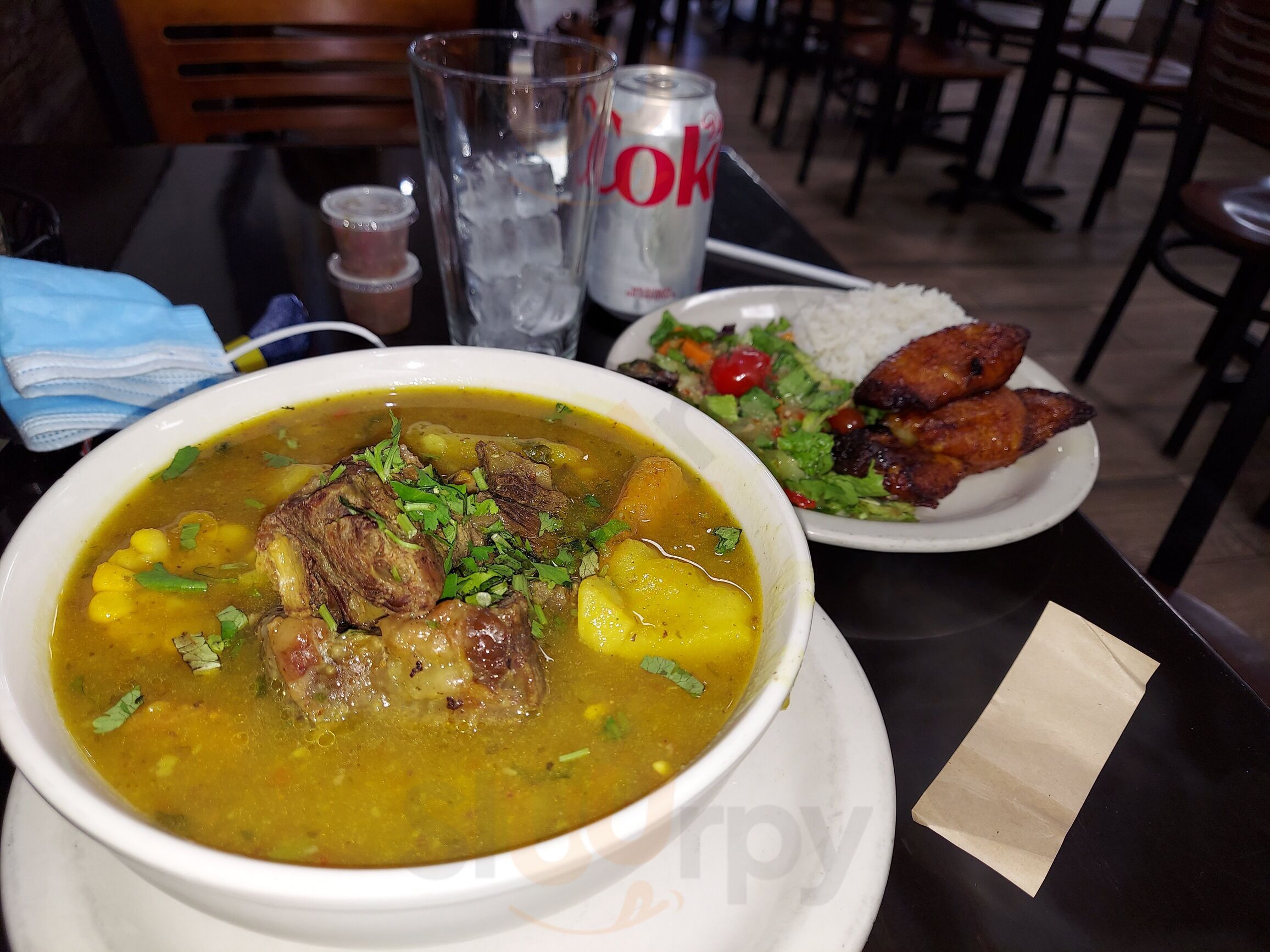 El Buen Gusto Colombian Restaurant-bakery