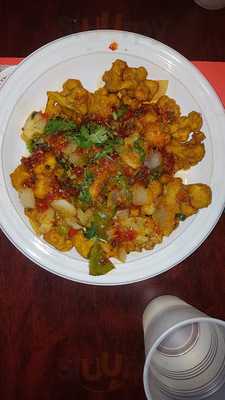 Nishnosh Mediterranean Grill