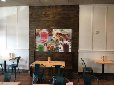 Tropical Smoothie Cafe