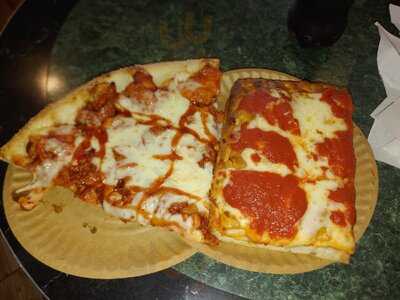 Mama’s Brick Oven Pizzeria