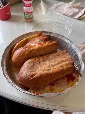 Mama’s Brick Oven Pizzeria