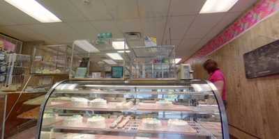 Collette's Custom Cake