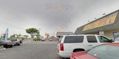 Bottoms Up Bar And Grill