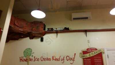 Doc Burnstein's Ice Cream Lab - Arroyo Grande