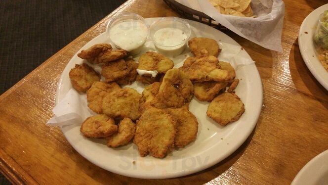Roberts Steakhouse And Catering