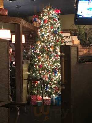 Scooter's Restaurant & Bar