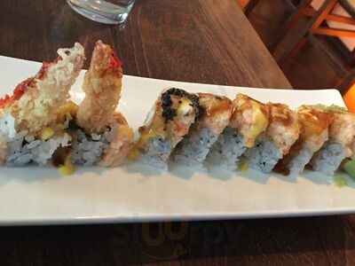 Fancy Lee Asian Bistro ’n’ Sushi