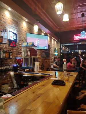 Mulligan Mack's After5