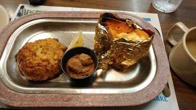 Hoss's Steak & Sea House