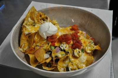 Mick's All American Pub