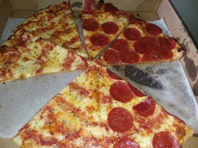 Mick's All American Pub