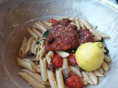 Mick's All American Pub