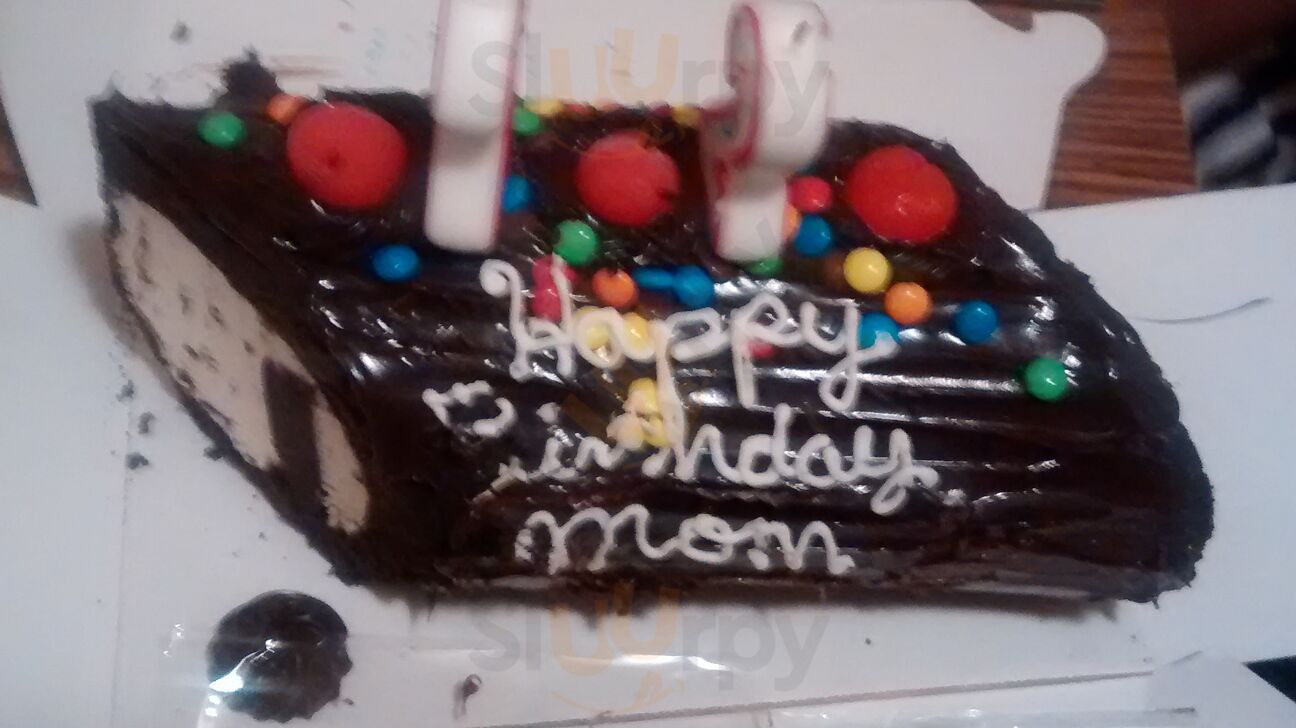 A.g's Cupcakery & Coffee Bar