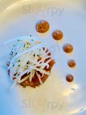 Detente Restaurant And Wine Bar