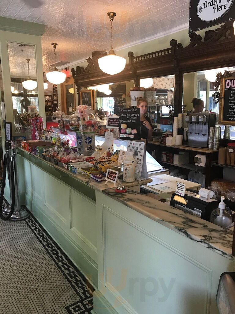 Old World Cafe And Ice Cream