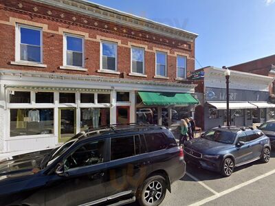 20 Railroad Public House