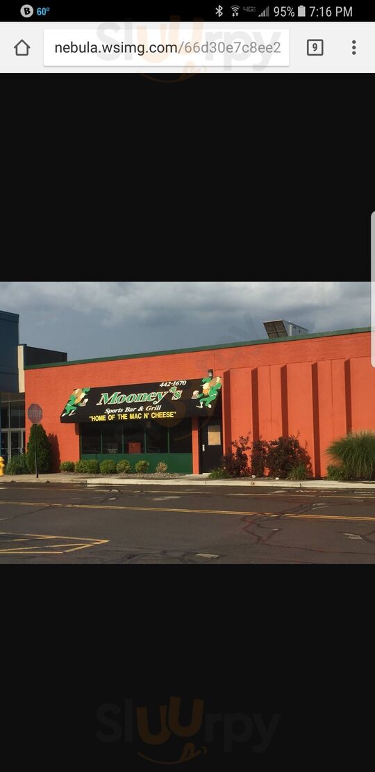 Mooney's Sports Bar & Grill