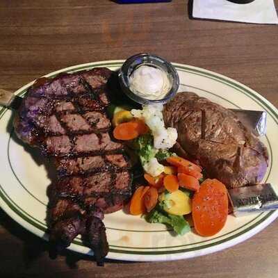 Timothy's Pub - Photo 8