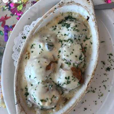 Valdos Seafood House