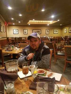 Tj's Restaurant And Lounge