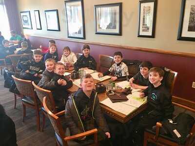 Tj's Restaurant And Lounge