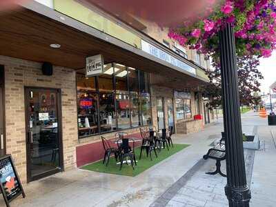 The Iron Pig Smokehouse