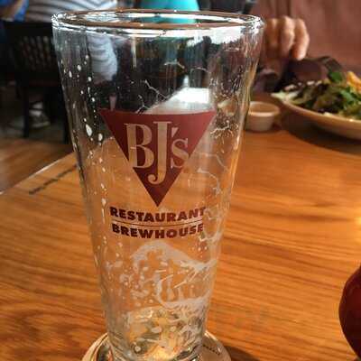 Bj's Restaurant & Brewhouse