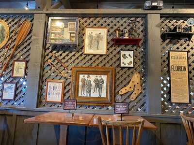 Cracker Barrel Old Country Store