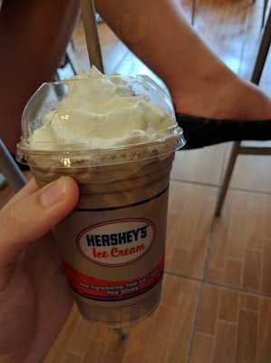 Mccool's Ice Cream Parlour