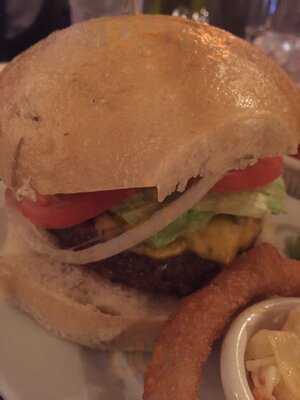 Rocco's Tuscany Bar And Grill