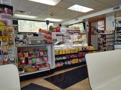 Main Street Submarines