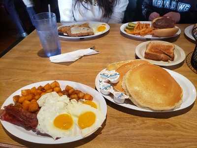 C’s Waffle Family Restautant