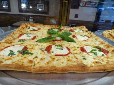 Romanelli's Italian Eatery