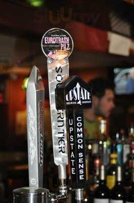 Cap'n Morgans Sports Bar & Grill