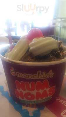 Menchie's Frozen Yogurt