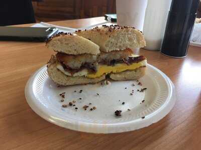 Bagel Zone Cafe & Grill