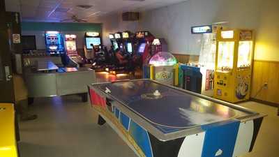 Acadia Lanes Bar & Grill