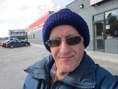 De Petrillo's Pizza & Bakery