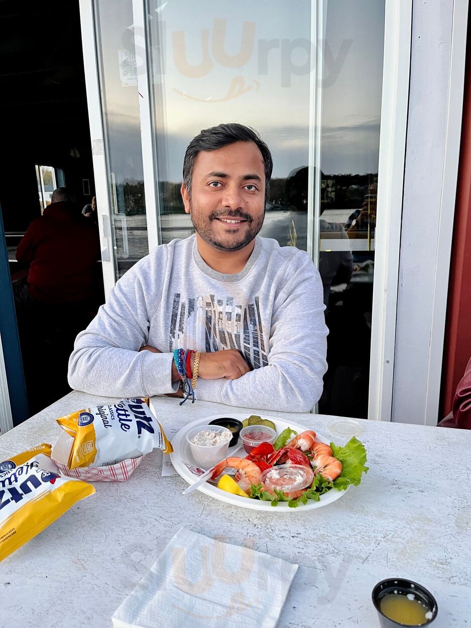 Young's Lobster Pound