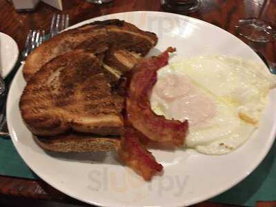 The Dan'l Webster Inn Restaurant