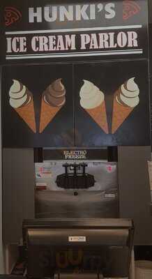 Hunki's Kosher Pizza