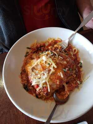 Delvino's Grill & Pasta House