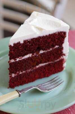 Delvino's Grill & Pasta House