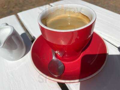 Delvino's Grill & Pasta House