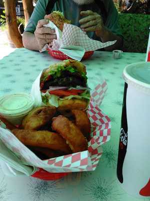 Bishop Burger Barn