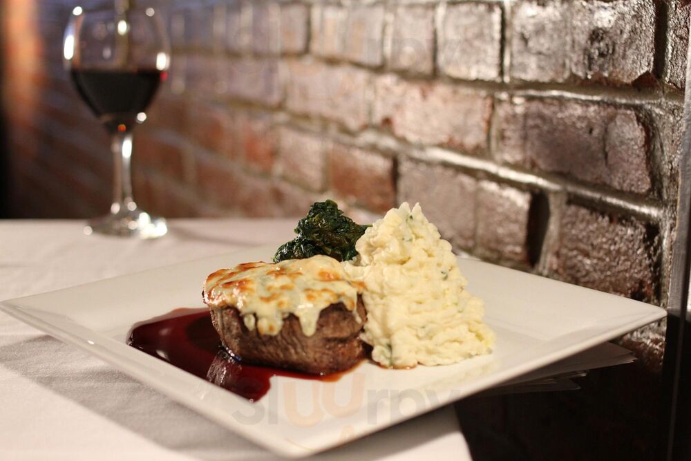 Bistro 1202