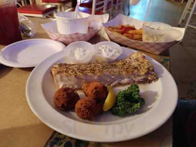 Tim's Rivershore Restaurant And Crabhouse