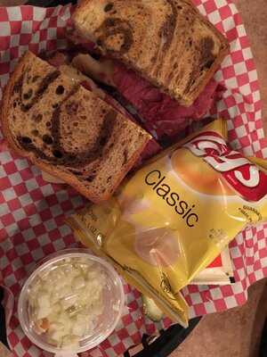 Brother's Encore! Italian Restaurant And The Pub