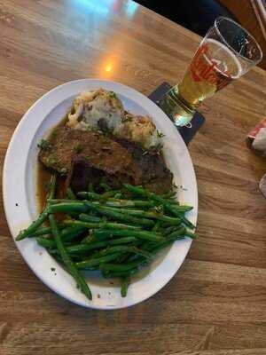 Lantern Of Lake Forest