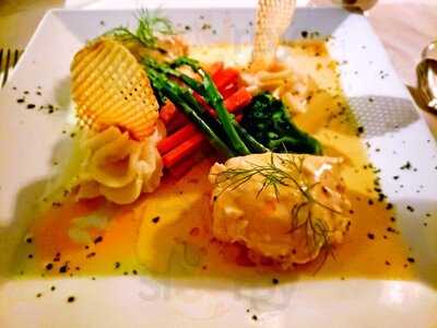 Mistral's At Toll Gate